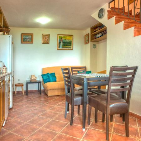 Holiday Home Neda Sveti Stefan Eksteriør billede