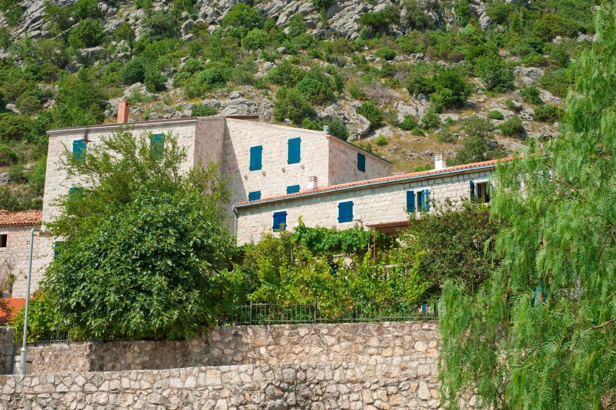 Holiday Home Neda Sveti Stefan Eksteriør billede